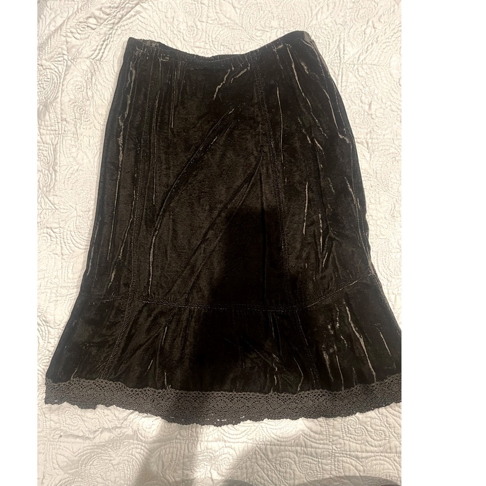 J Jill black velvet skirt with crochet trim
